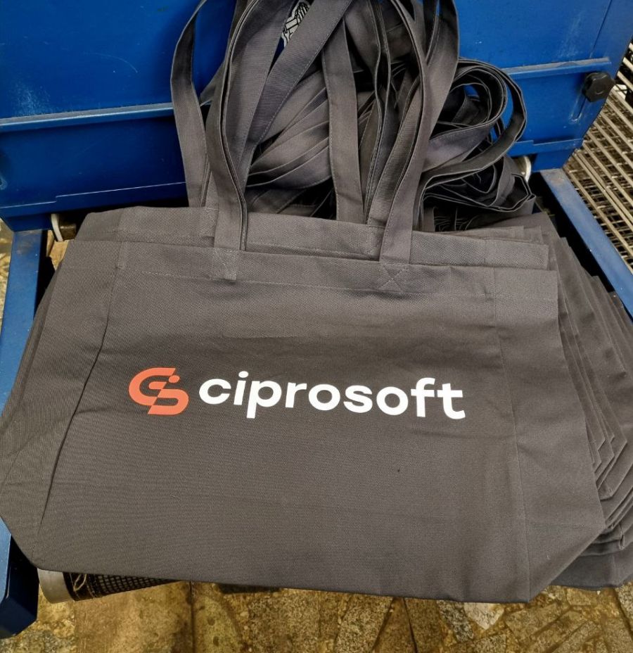 Сумки тоут с логотипом Ciprosoft